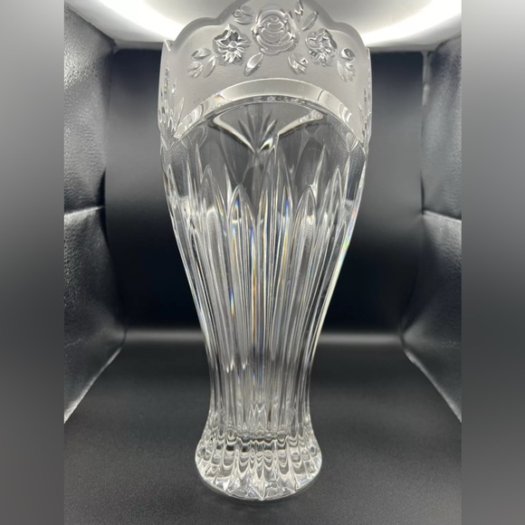 Vintage Crystal Vase 10” German Oneida Southern Garden Hand Cut Frosted Roses - Picture 8 of 13